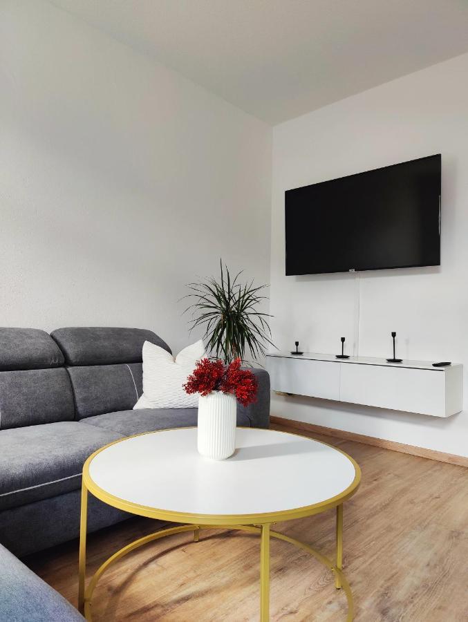 Neu Sanierte Wohnung Mit Balkon Und Stellplatz Эрфурт Экстерьер фото